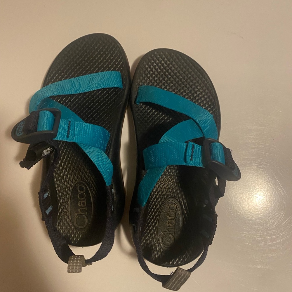 Kids Chacos size 1
